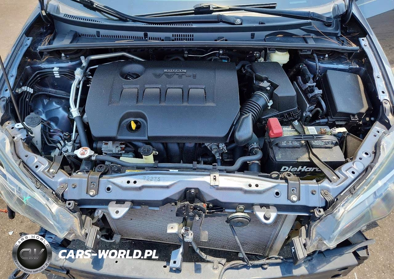 2018 Toyota Corolla Le VIN:2T1BURHE7JC991626 - 11