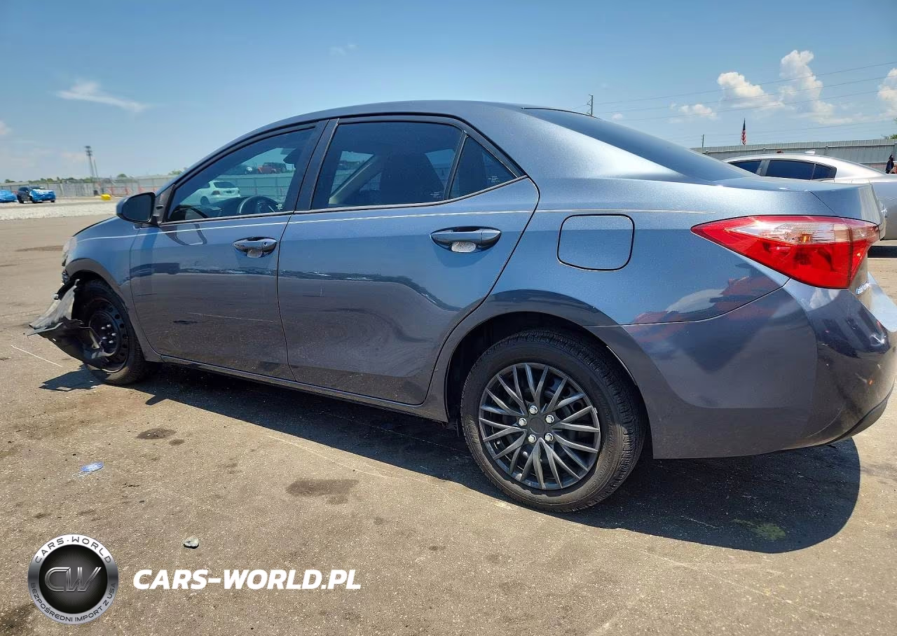2018 Toyota Corolla Le VIN:2T1BURHE7JC991626 - 2