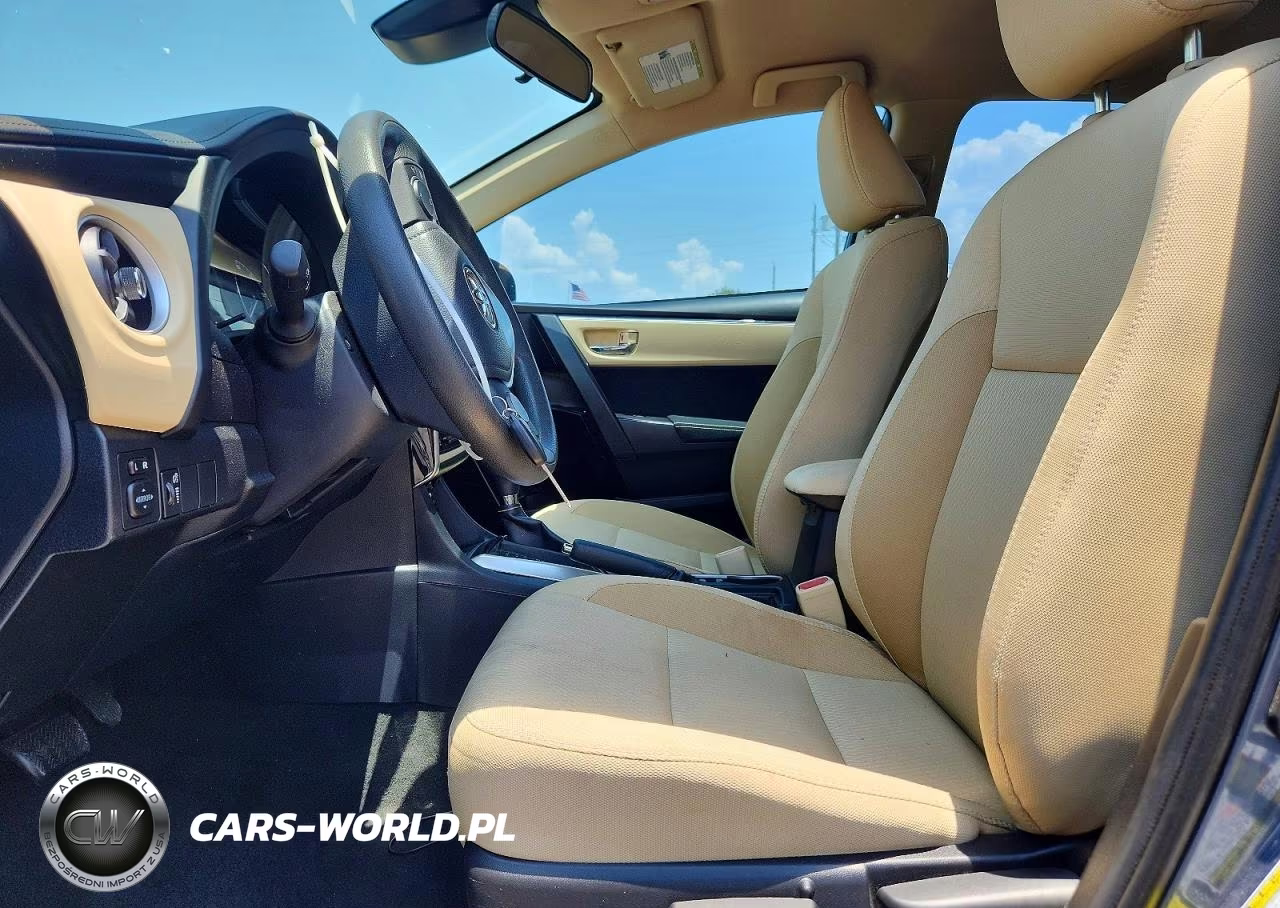 2018 Toyota Corolla Le VIN:2T1BURHE7JC991626 - 7
