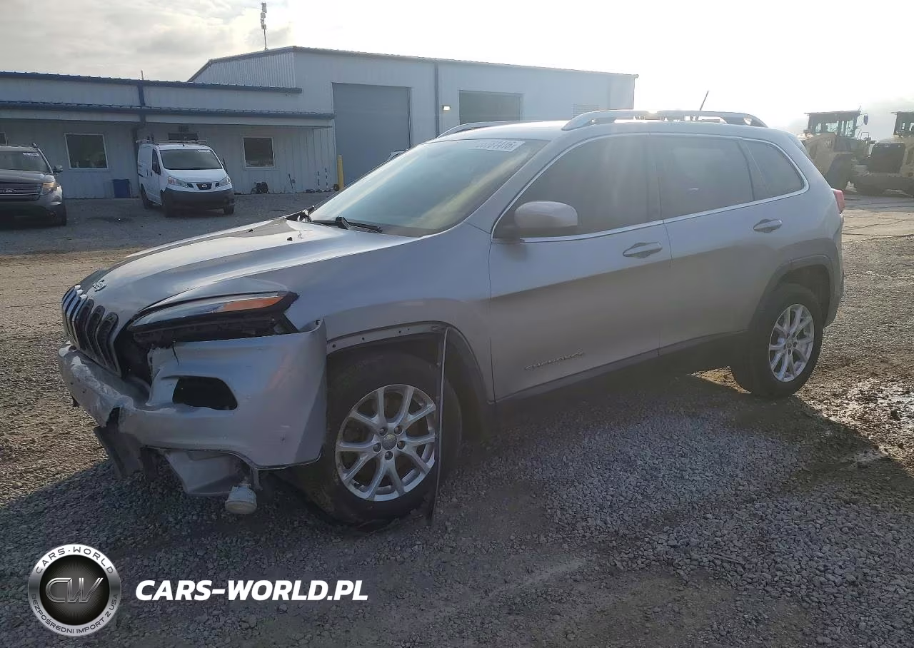 2015 Jeep Cherokee Latitude – zdjęcie 1 z 12