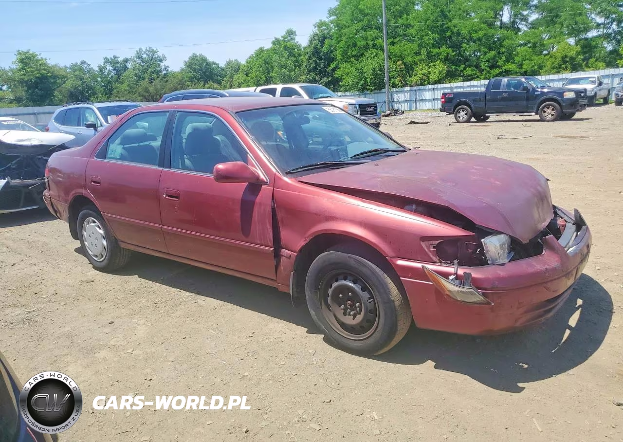 1999 Toyota Camry Le VIN:4T1BG22K3XU407131 - 4