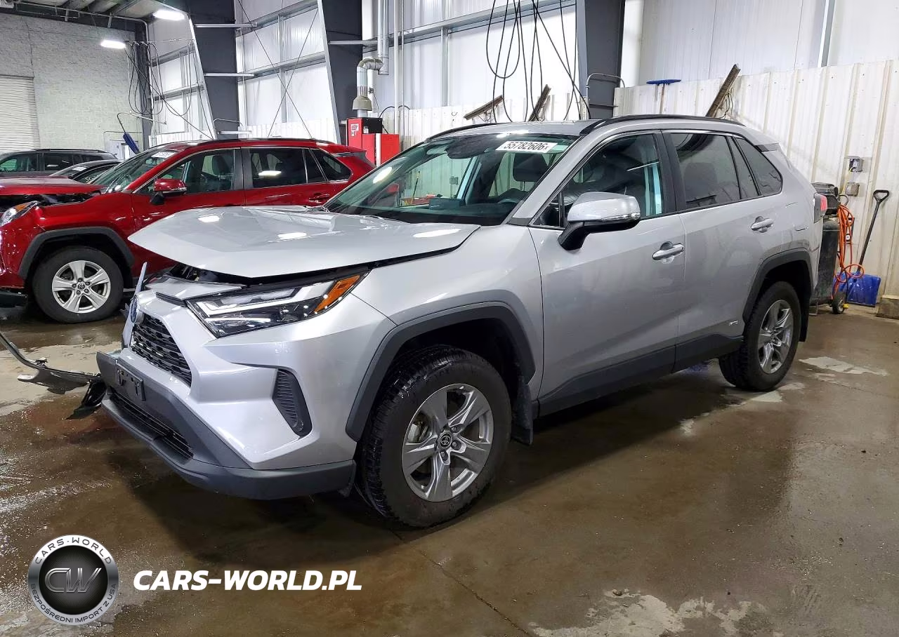 2022 Toyota Rav4 Xle – zdjęcie 1 z 13