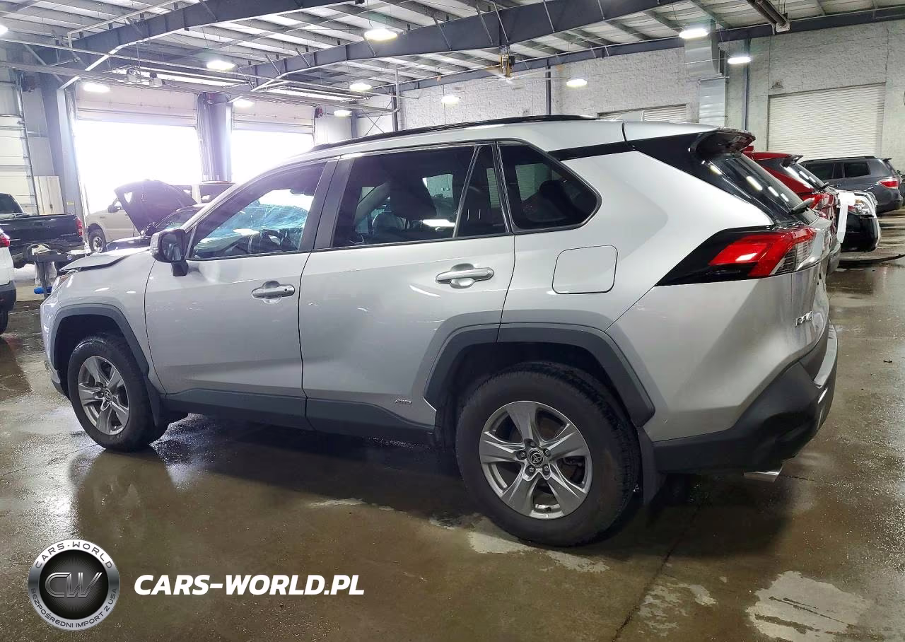 2022 Toyota Rav4 Xle VIN:4T3RWRFV3NU068275 - 2