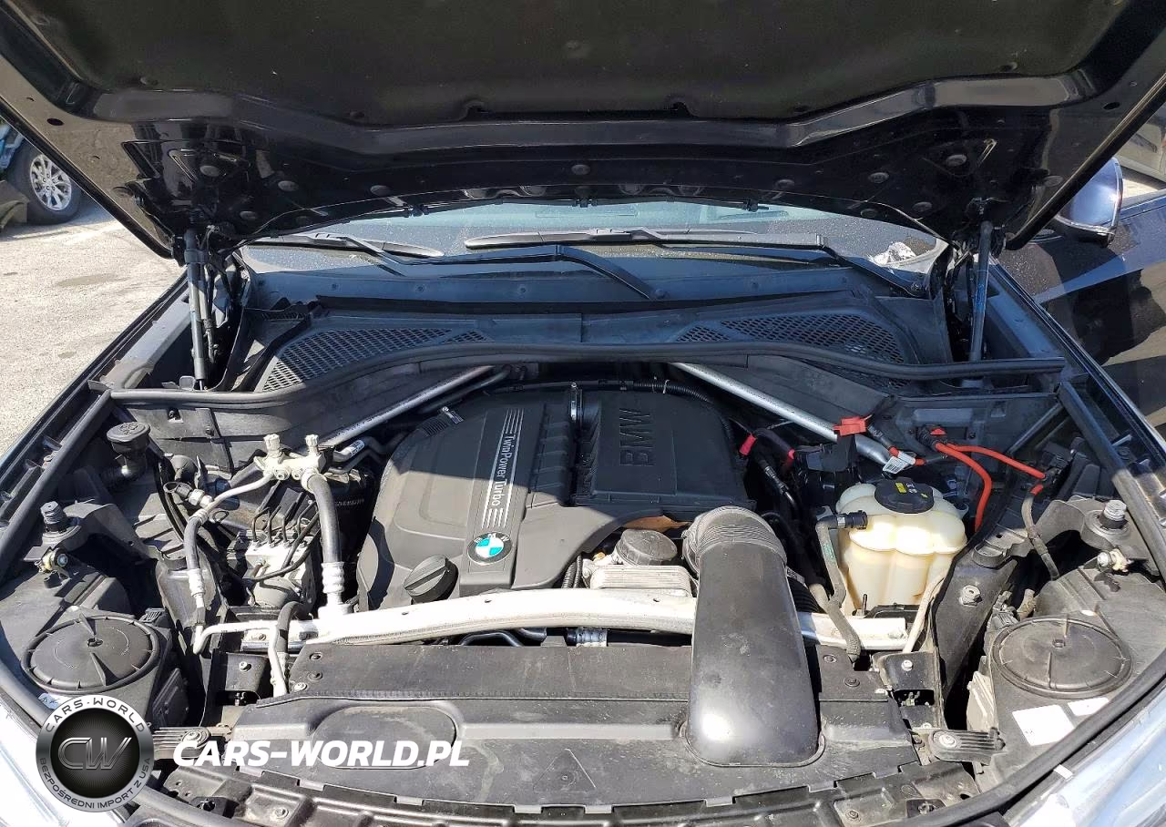 2017 BMW X5 xDrive35I VIN:5UXKR0C58H0V66276 - 12
