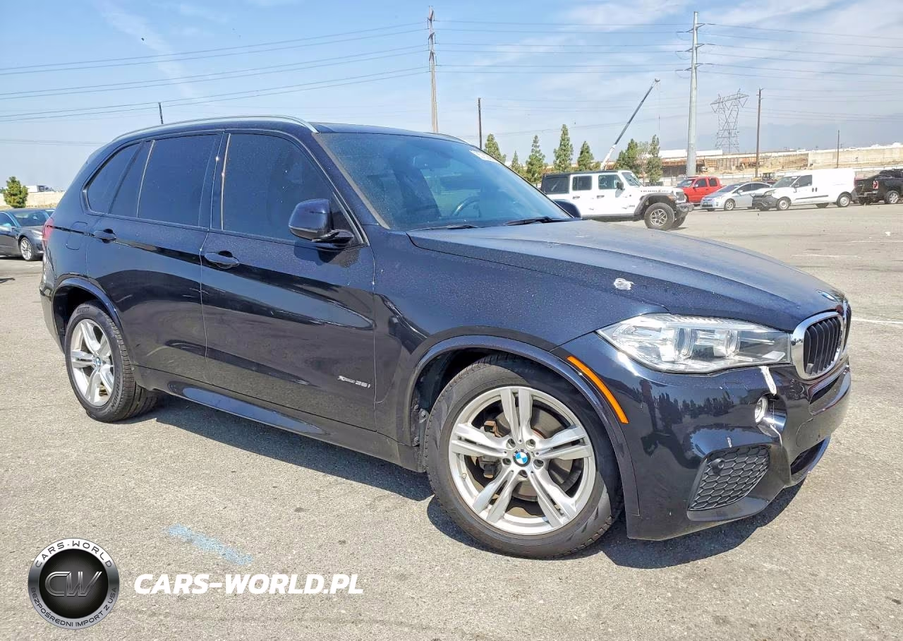 2017 BMW X5 xDrive35I VIN:5UXKR0C58H0V66276 - 4
