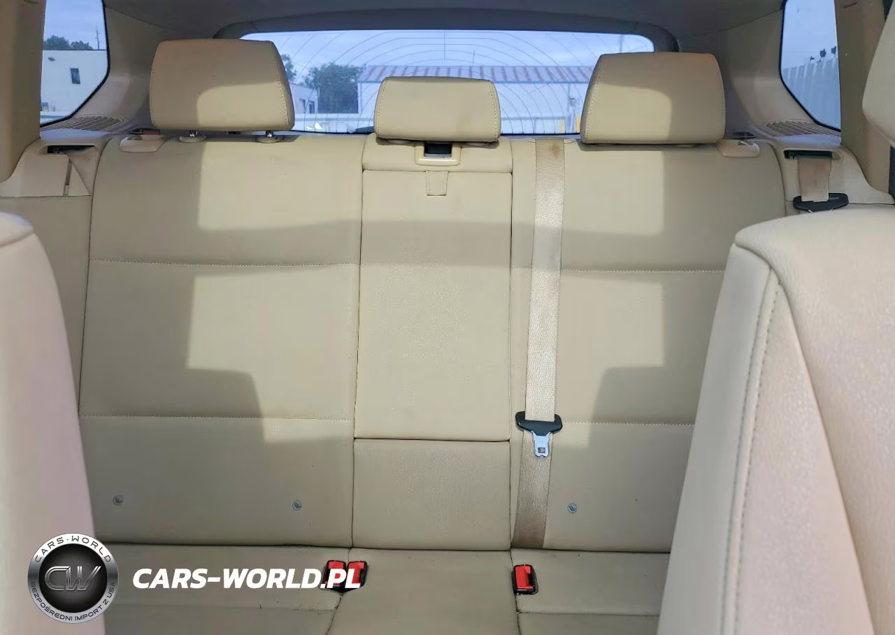 2012 BMW X3 xDrive28I VIN:5UXWX5C50CL729062 - 10