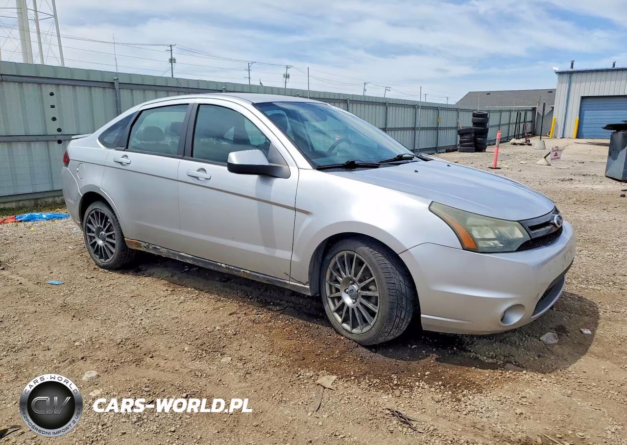 2011 Ford Focus Ses VIN:1FAHP3GN7BW110762 - 4