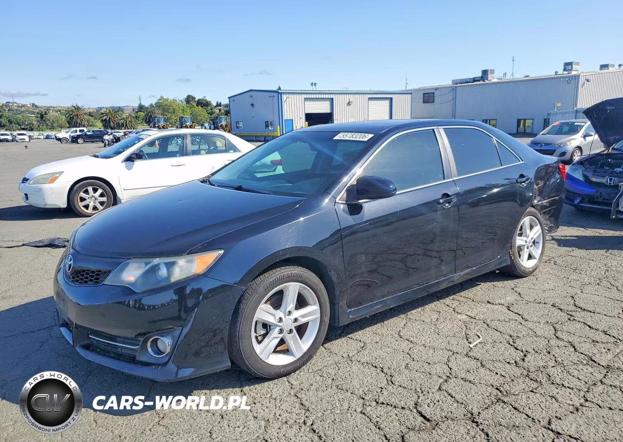 2012 Toyota Camry Se – zdjęcie 1 z 12