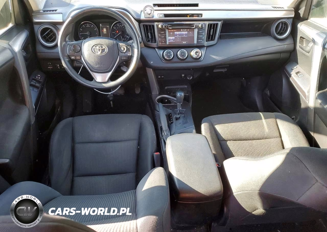 2017 Toyota Rav4 Le VIN:JTMBFREVXHJ167553 - 8