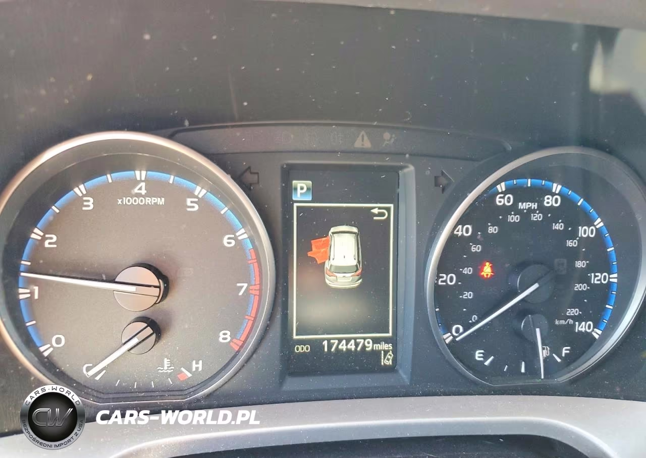 2017 Toyota Rav4 Le VIN:JTMBFREVXHJ167553 - 9
