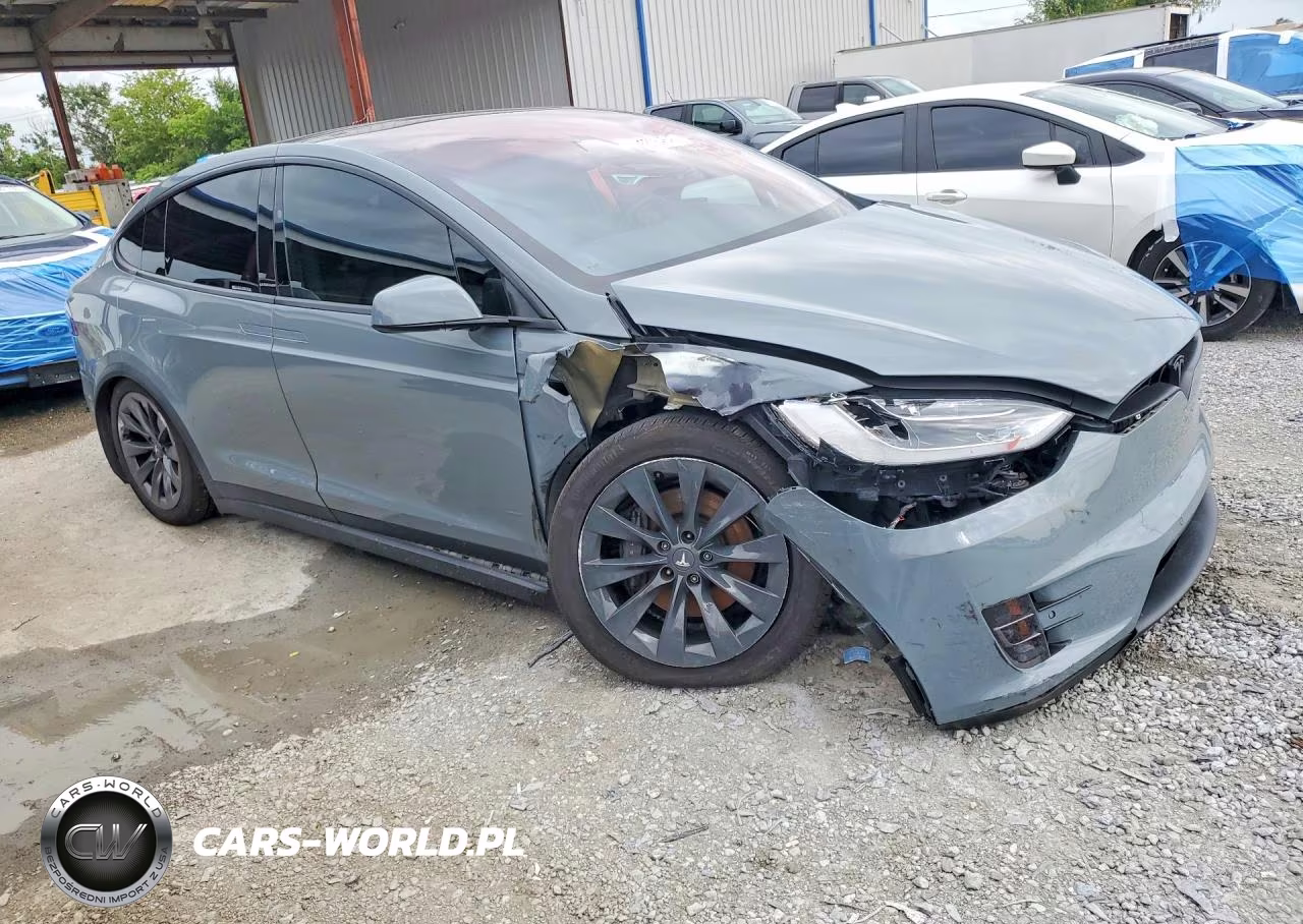 2018 Tesla Model X VIN:5YJXCDE26JF139382 - 4