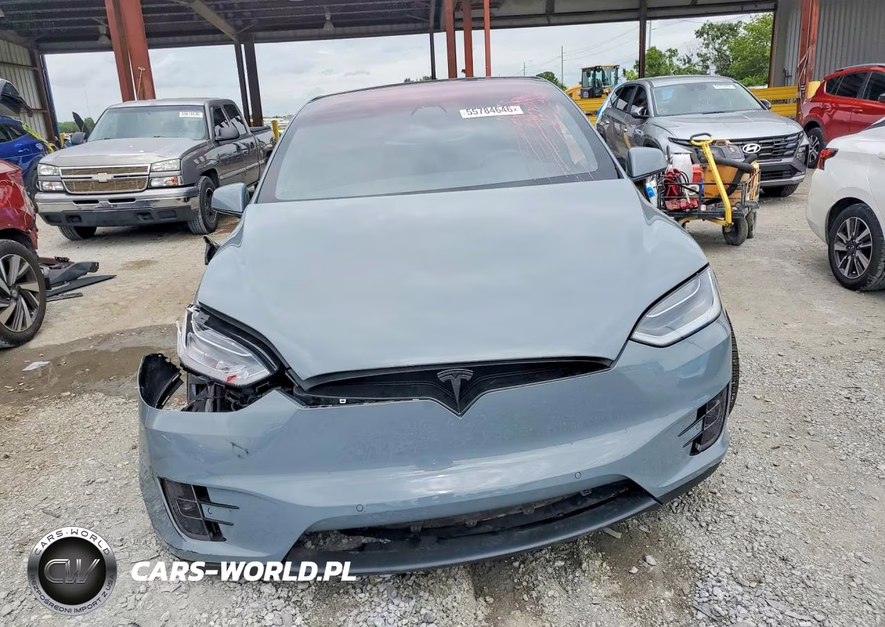2018 Tesla Model X VIN:5YJXCDE26JF139382 - 5