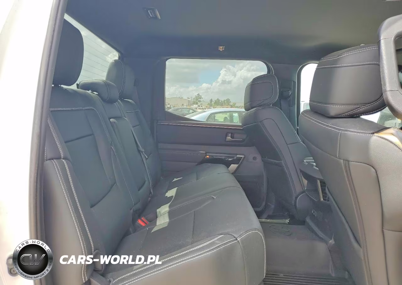 2026 Toyota Tundra Limited VIN:5TFWA5EC2TX053818 - 10