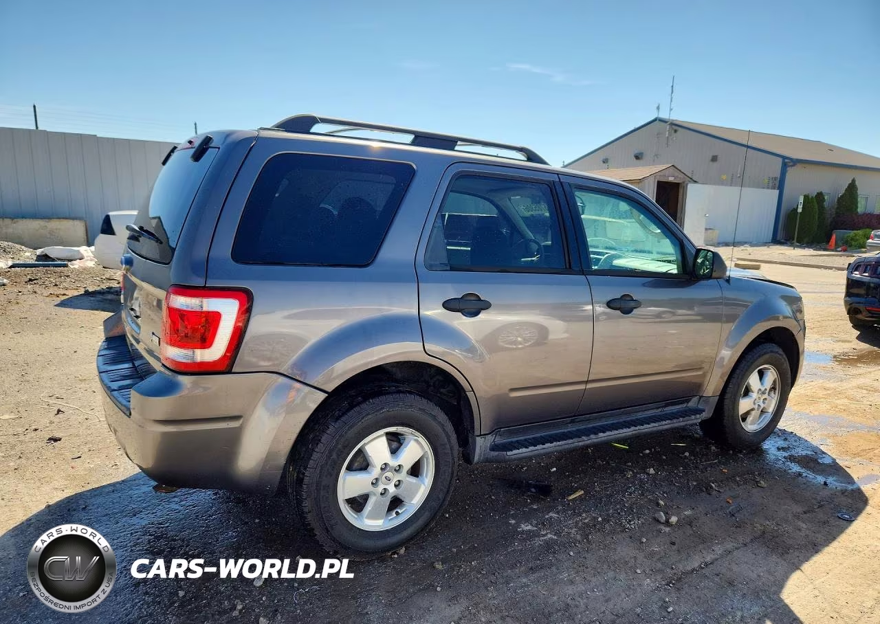 2012 Ford Escape Xlt VIN:1FMCU0DG0CKA74032 - 3