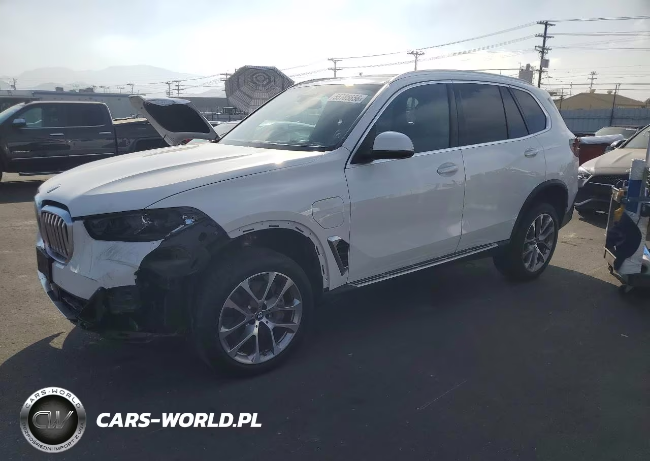 2025 BMW X5 xDrive50E