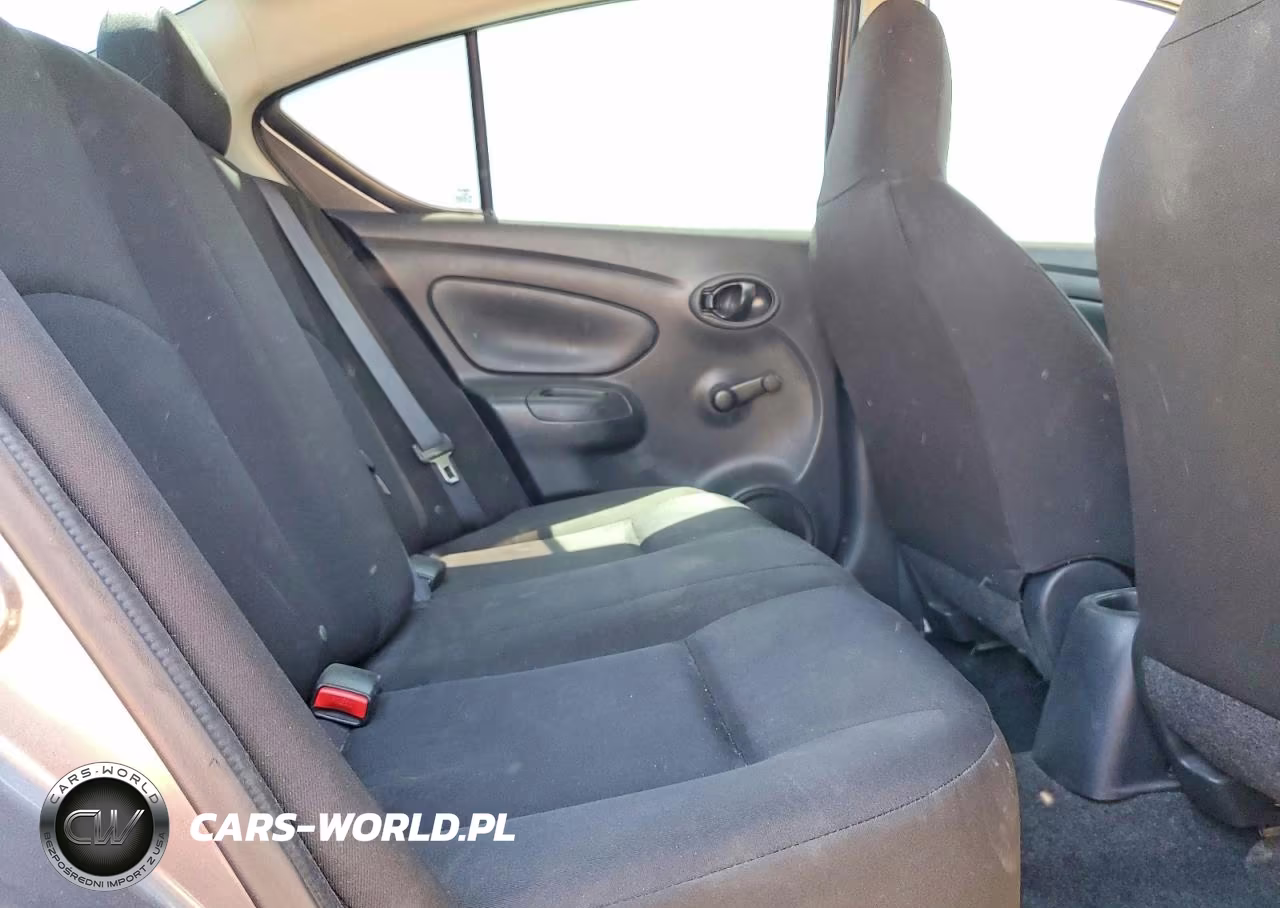 2016 Nissan Versa 1.6 S Plus VIN:3N1CN7AP2GL840817 - 10