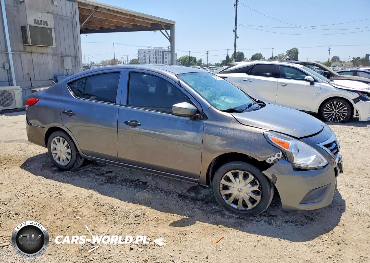 2016 Nissan Versa 1.6 S Plus VIN:3N1CN7AP2GL840817 - 4