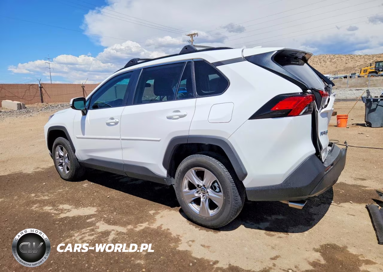 2023 Toyota Rav4 Xle VIN:2T3P1RFV2PC349803 - 2