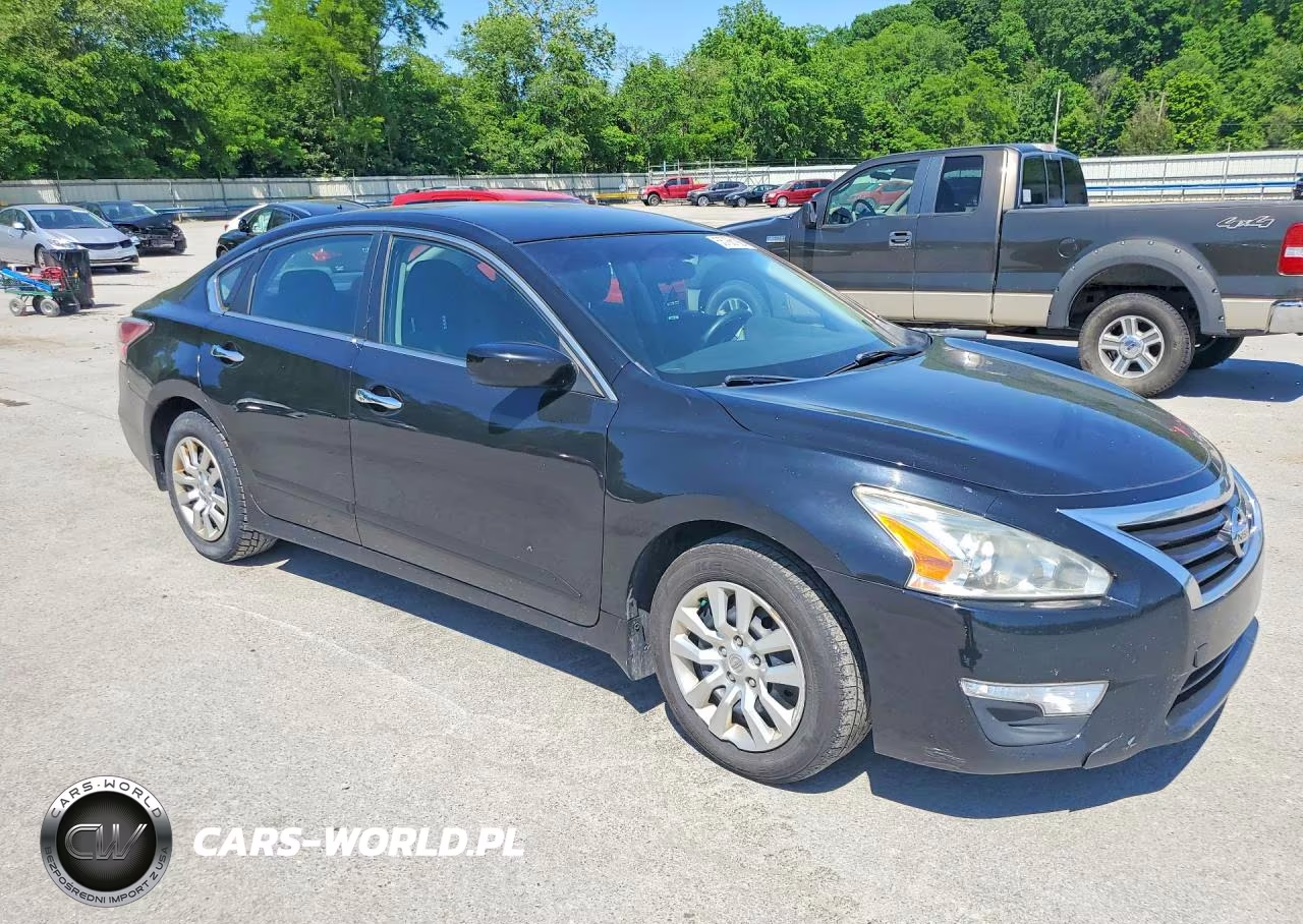 2015 Nissan Altima 2.5 S VIN:1N4AL3AP7FC423034 - 4