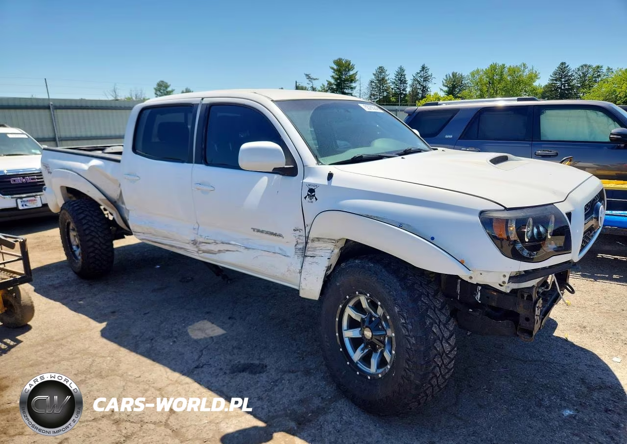2011 Toyota Tacoma VIN:3TMMU4FN6BM031088 - 4