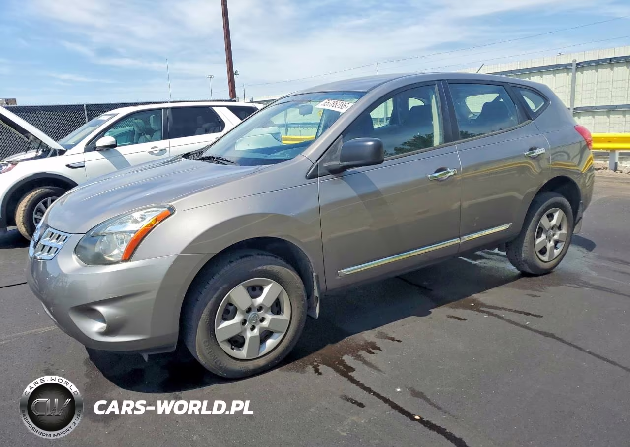 2015 Nissan Rogue Select S – zdjęcie 1 z 13