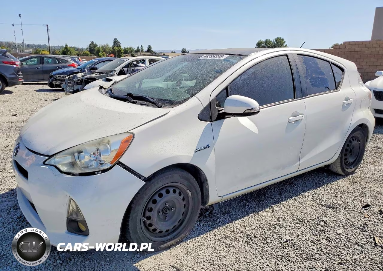 2014 Toyota Prius C Two