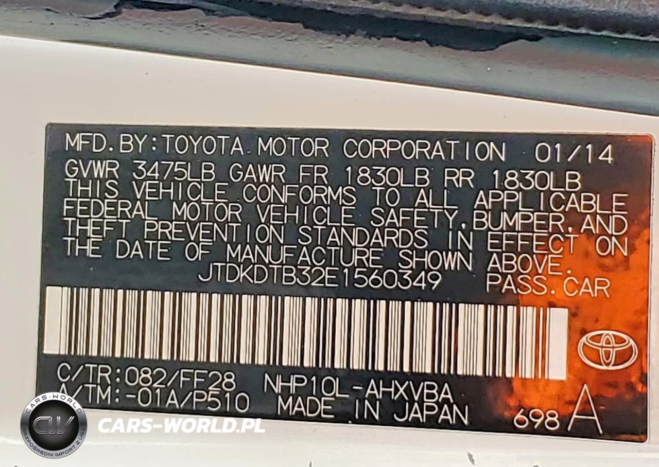2014 Toyota Prius C Two VIN:JTDKDTB32E1560349 - 12