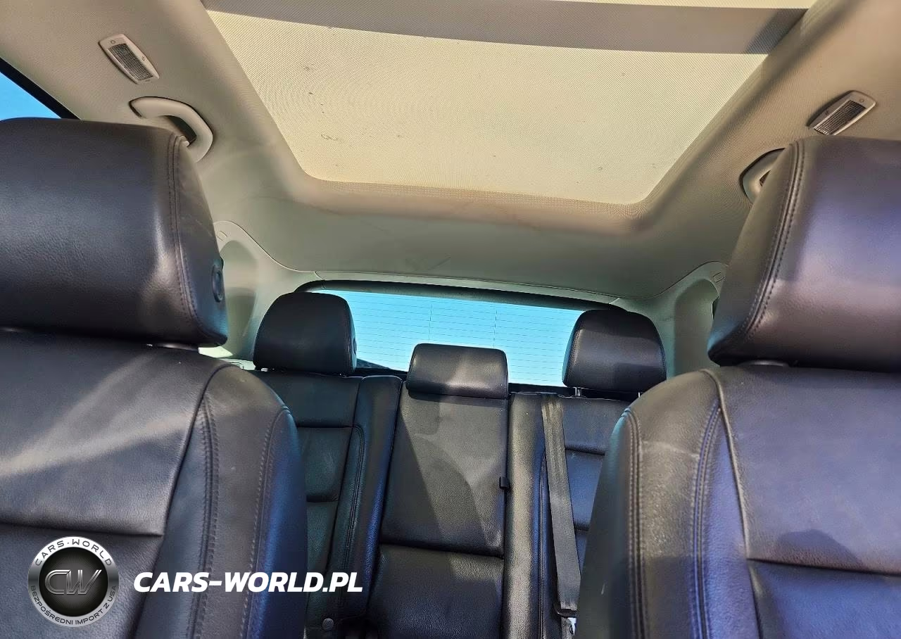 2017 Volkswagen Tiguan Sport VIN:WVGTV7AX1HK018389 - 10