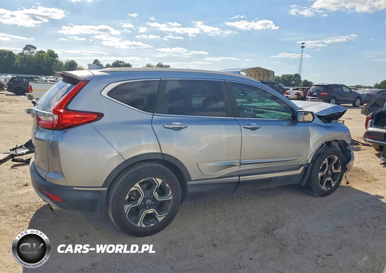 2018 Honda Cr-V Touring VIN:7FARW1H90JE053917 - 3