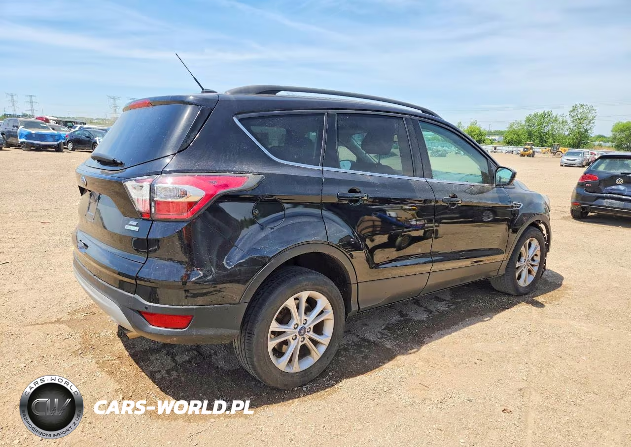 2017 Ford Escape Se VIN:1FMCU0GD7HUB21098 - 3