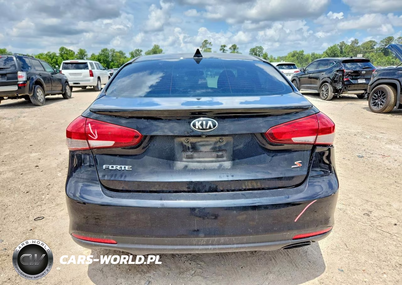 2018 Kia Forte S VIN:3KPFL4A78JE207250 - 6