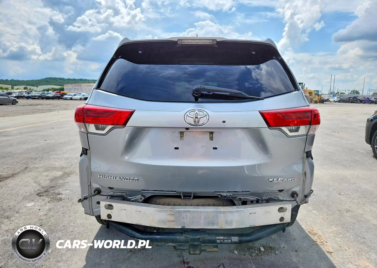 2017 Toyota Highlander Xle VIN:5TDJZRFH5HS512888 - 6