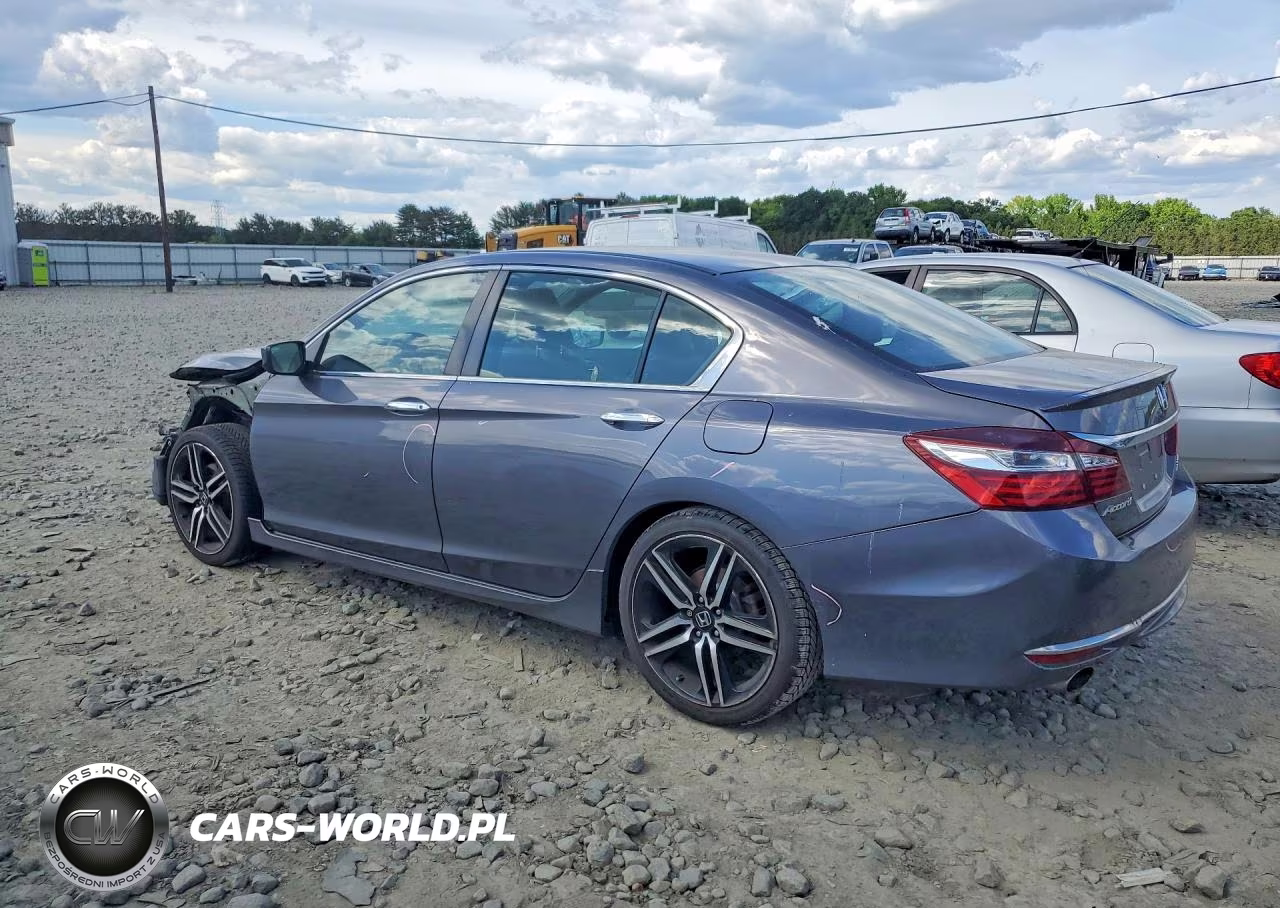 2017 Honda Accord Sport Special Edition VIN:1HGCR2F14HA070820 - 2