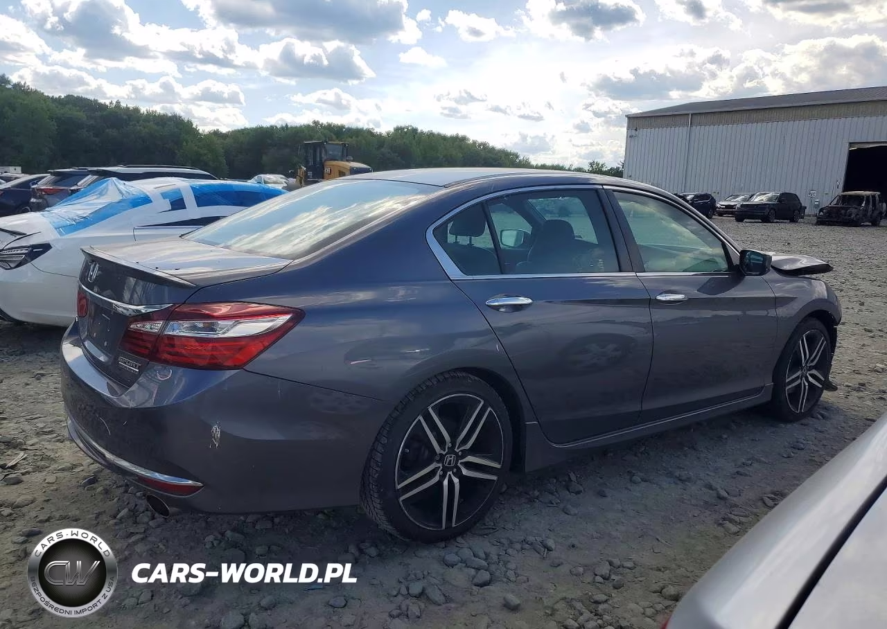 2017 Honda Accord Sport Special Edition VIN:1HGCR2F14HA070820 - 3