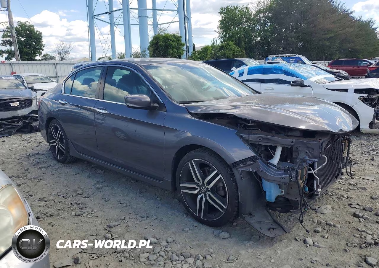 2017 Honda Accord Sport Special Edition VIN:1HGCR2F14HA070820 - 4