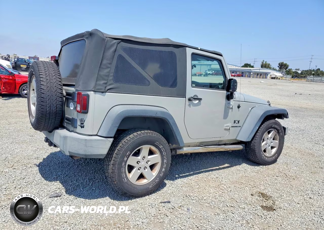 2007 Jeep Wrangler X VIN:1J4FA24127L135120 - 3
