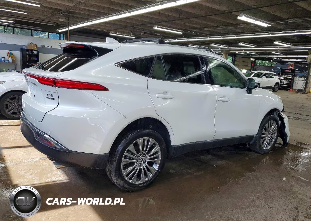 2022 Toyota Venza Xle VIN:JTEAAAAH2NJ110895 - 3