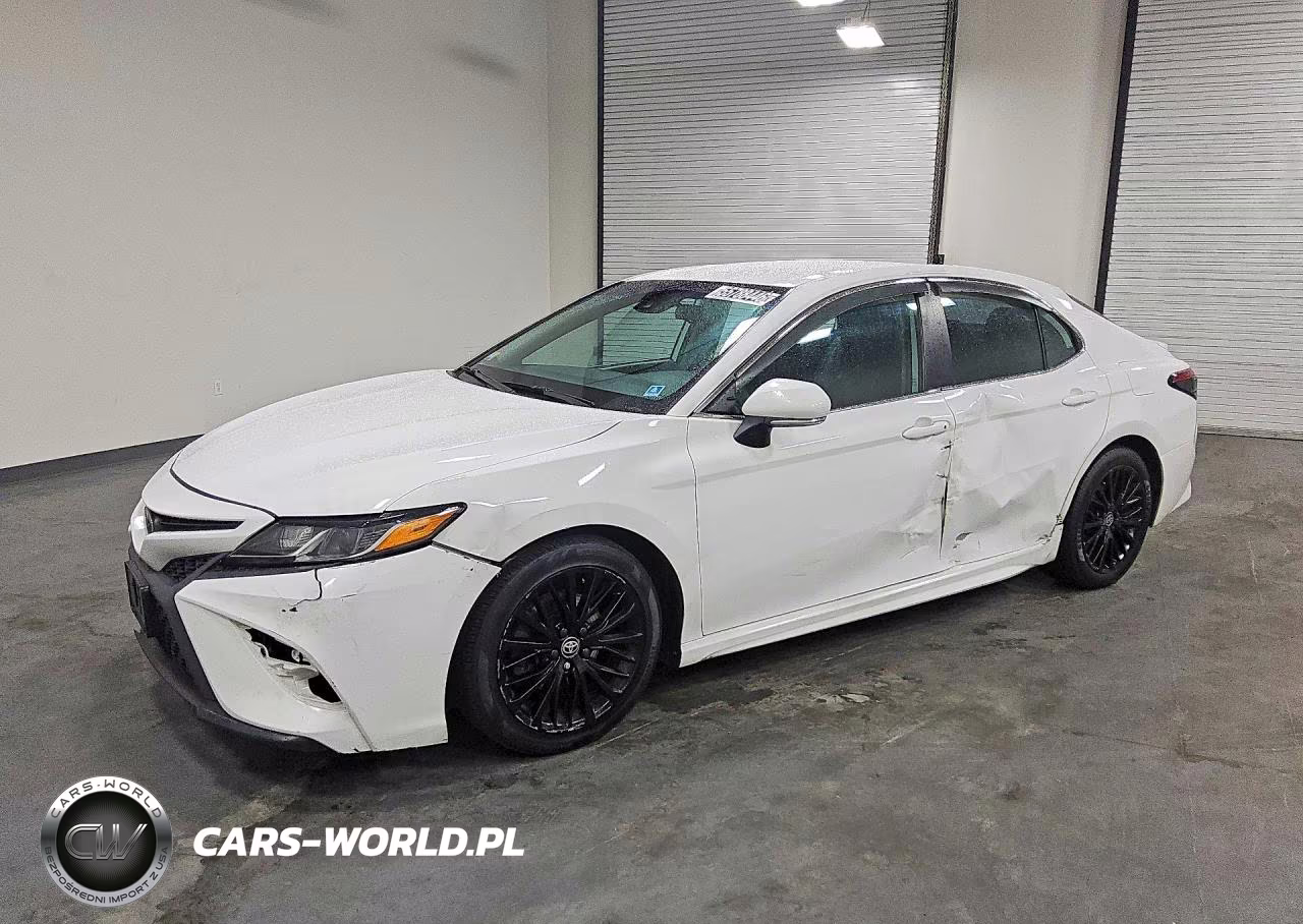 2020 Toyota Camry Se – zdjęcie 1 z 13