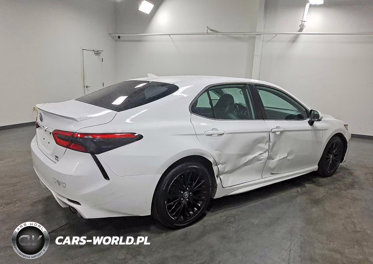 2020 Toyota Camry Se VIN:4T1G11BK7LU014065 - 3