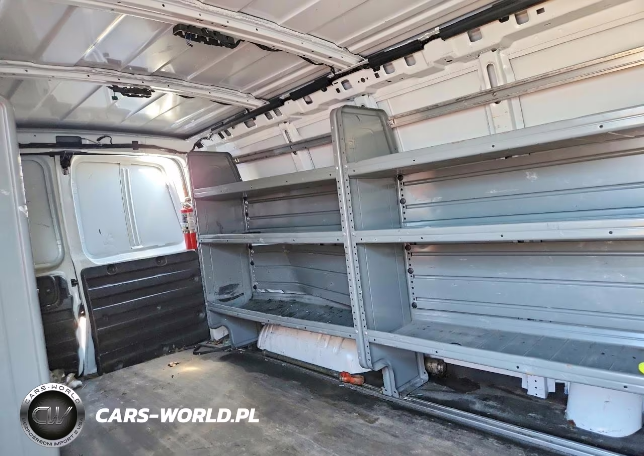 2020 Chevrolet Express G3500 VIN:1GCZGGFP8L1250214 - 9