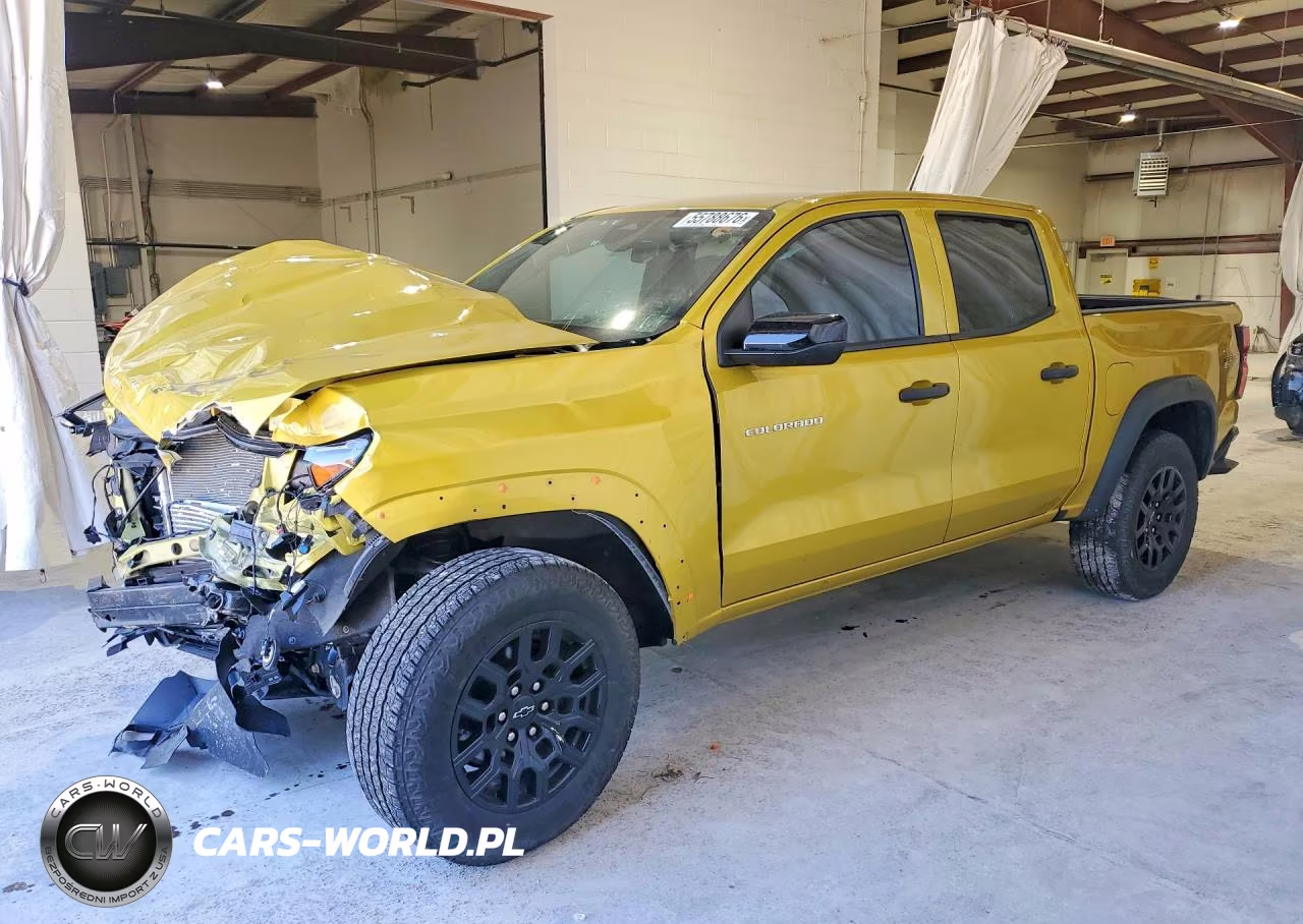 2024 Chevrolet Colorado Trail Boss – zdjęcie 1 z 13