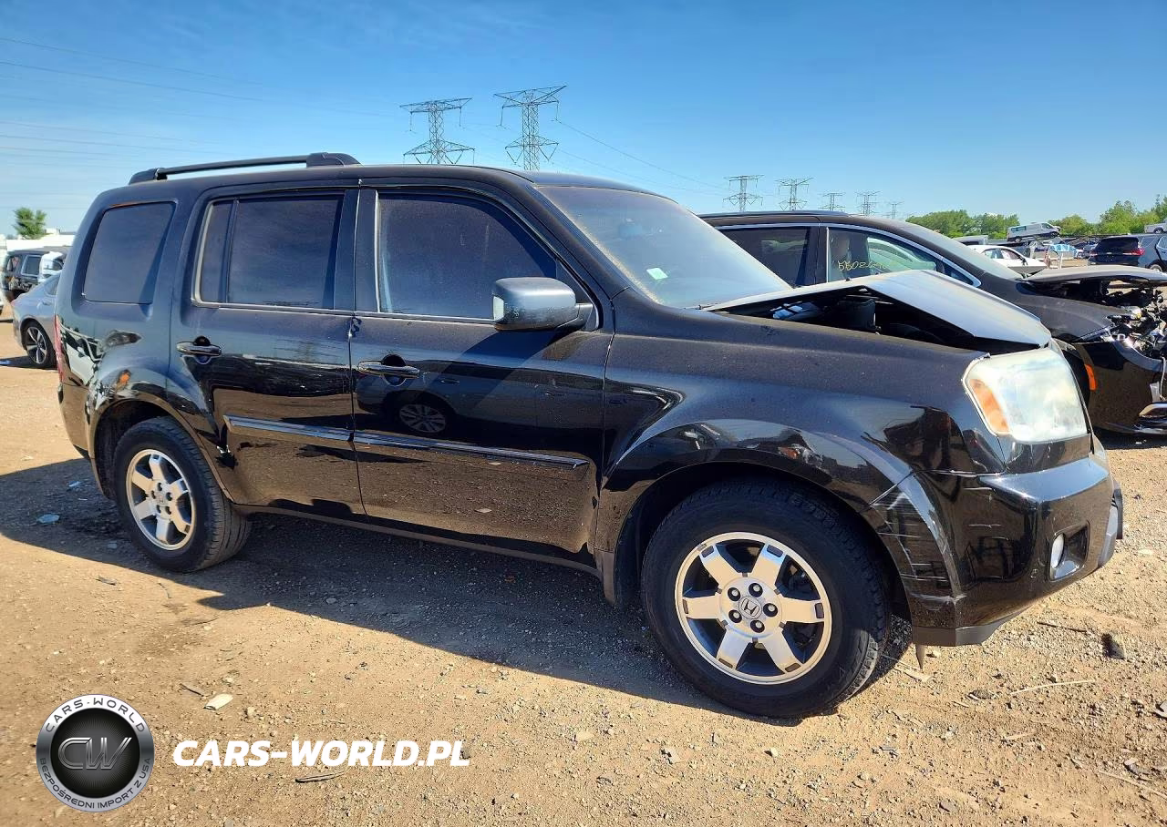2011 Honda Pilot Touring VIN:5FNYF4H90BB003237 - 4
