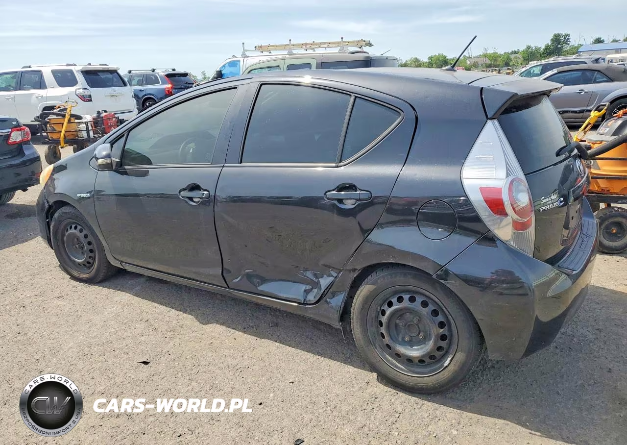 2012 Toyota Prius C One VIN:JTDKDTB35C1007577 - 2