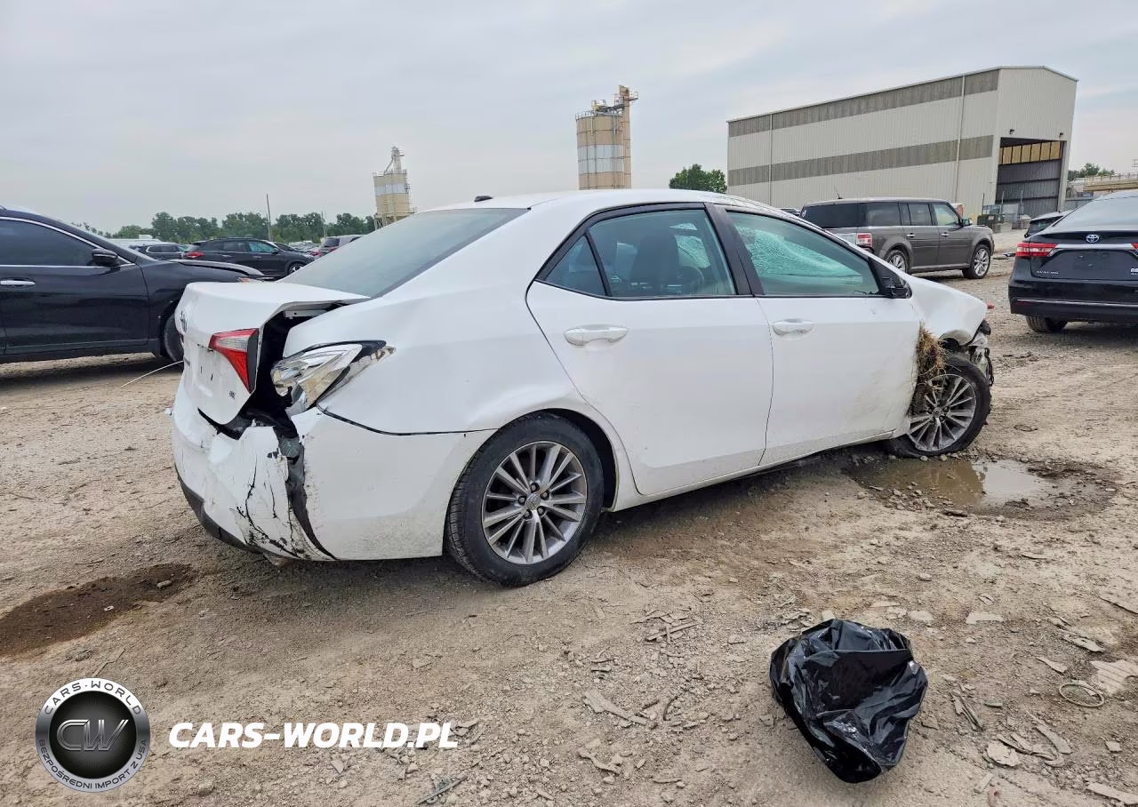 2015 Toyota Corolla Le Premium VIN:2T1BURHE0FC269504 - 3