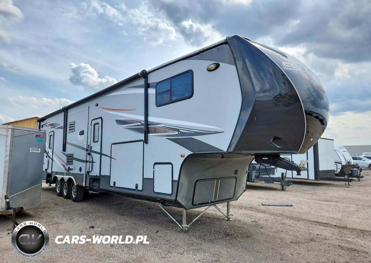 2014 Cross Roads Elevation Camper
