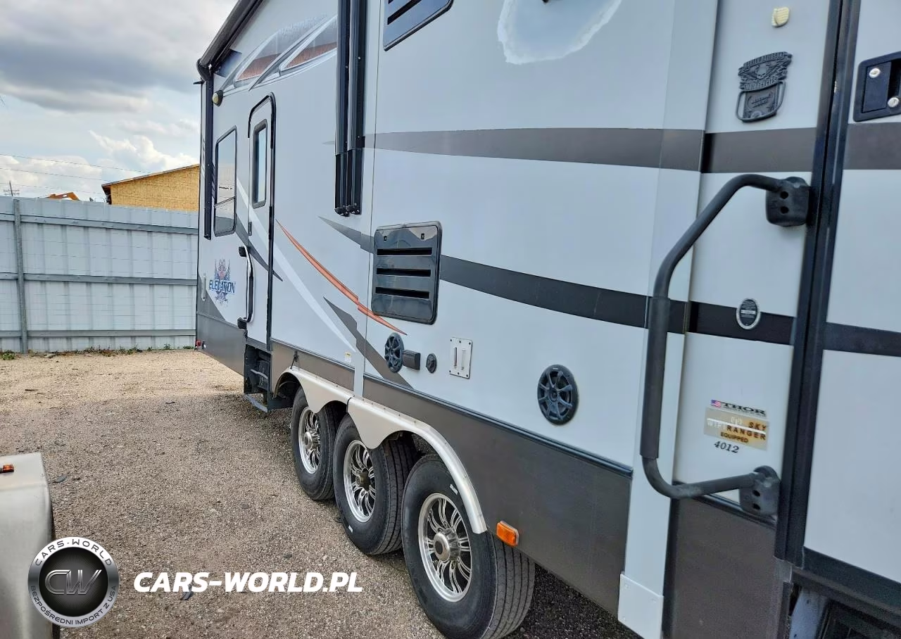 2014 Cross Roads Elevation Camper VIN:4V0FC4033ER003552 - 9