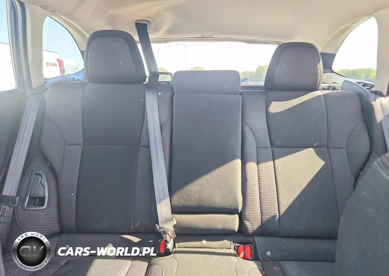 2025 Subaru Outback Premium VIN:4S4BTADC8S3137002 - 10