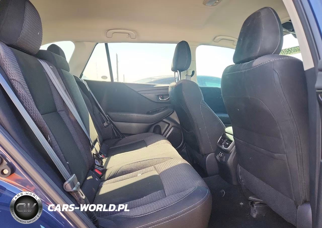 2025 Subaru Outback Premium VIN:4S4BTADC8S3137002 - 11