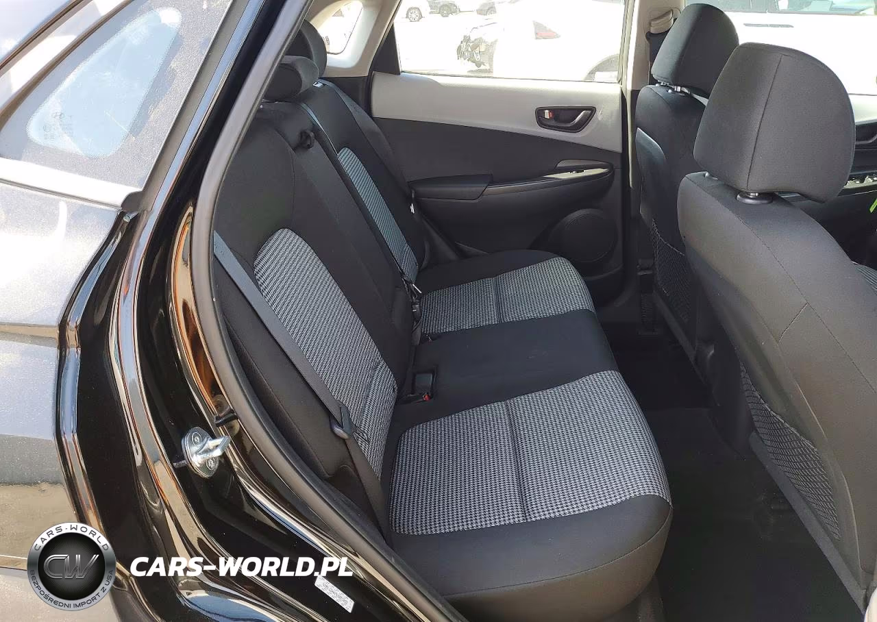 2019 Hyundai Kona Se VIN:KM8K12AAXKU261023 - 10
