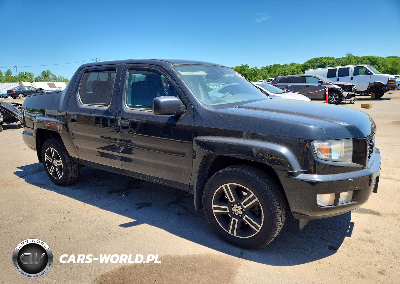 2014 Honda Ridgeline Sport VIN:5FPYK1F70EB009658 - 4